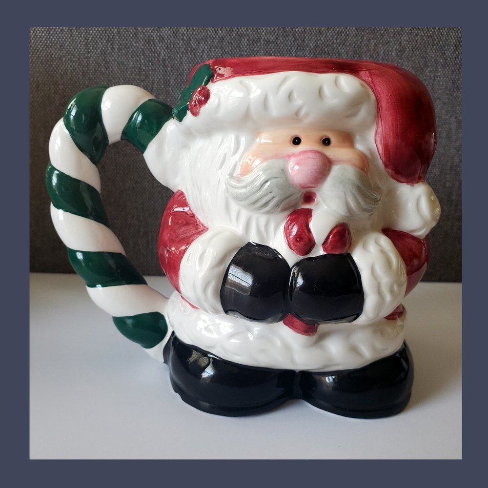 🎅 Vintage Santa Figurine Mug - Houston Harvest
